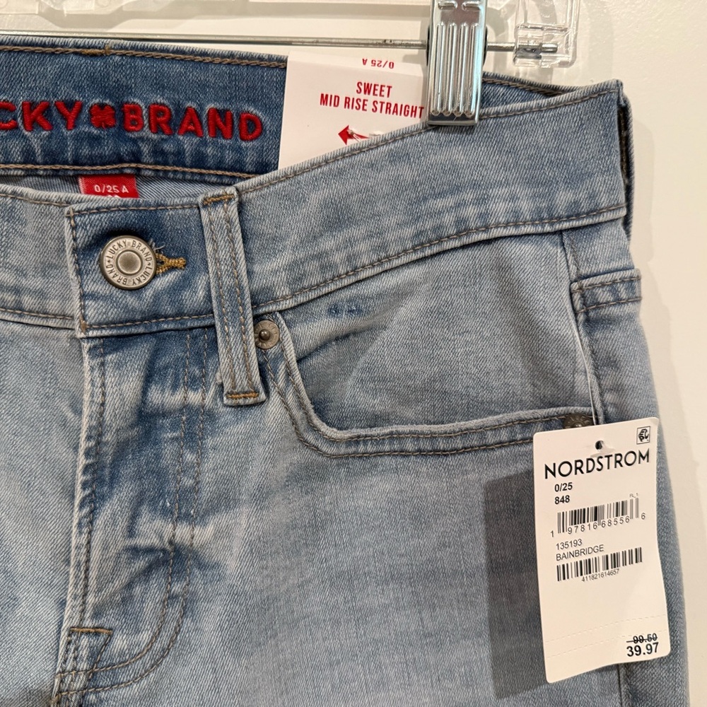 Lucky Brand Mid Rise Straight Light Blue Jeans